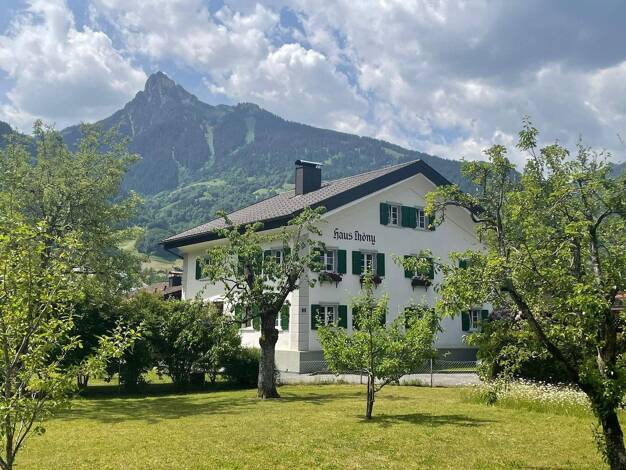 Einfamilienhaus zum Kauf provisionsfrei 1.500.000 € 7 Zimmer 271 m² 858 m² Grundstück Schruns 6780