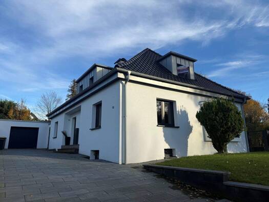 Einfamilienhaus zum Kauf 829.000 € 7 Zimmer 156 m² 952 m² Grundstück Lohmar 53797