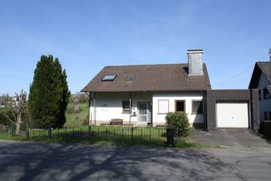 Haus zum Kauf 279.000 € 7 Zimmer 197 m² 662 m² Grundstück Erndtebrück Erndtebrück 57339