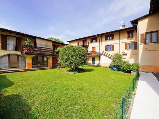 Wohnung zum Kauf 269.000 € 4 Zimmer 84 m² 2. Geschoss frei ab sofort San Felice del Benaco