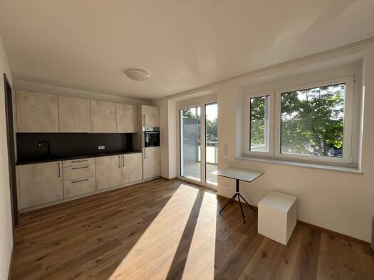 Wohnung zur Miete 757 € 2 Zimmer 47,3 m² 1. Geschoss Weiden 92637