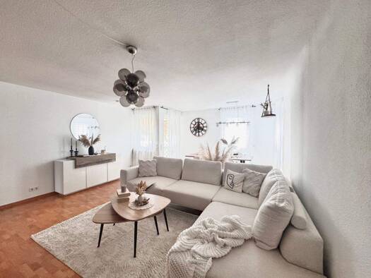 Wohnung zum Kauf 389.000 € 3 Zimmer 87 m² 3 Geschosse frei ab sofort Korntal Korntal-Münchingen 70825