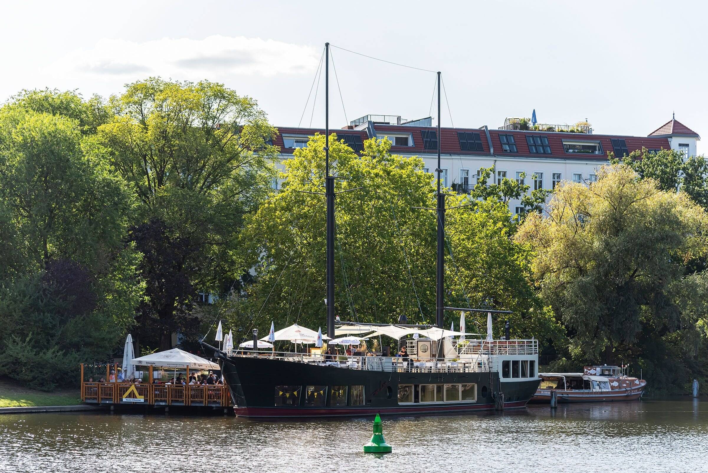 Property thumbnail 6