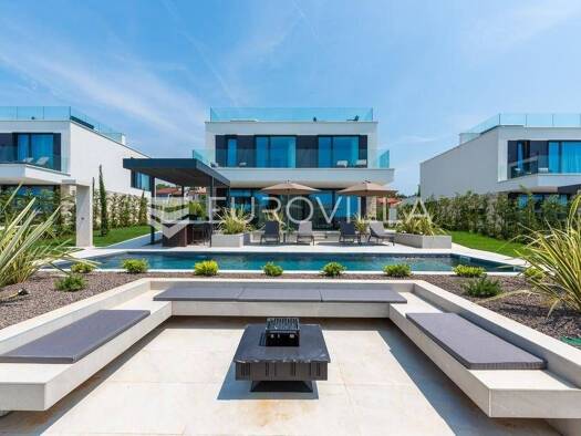 Haus zum Kauf 1.250.000 € 4 Zimmer 270 m² Kukci Kukci - Nova Vas