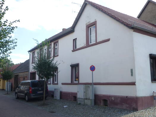 Einfamilienhaus zum Kauf 190.000 € 7 Zimmer 178 m² 287 m² Grundstück frei ab sofort Kreuzstraße 32 Gransee 16775