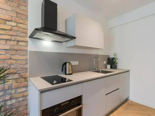 Wohnung zur Miete 650 € 2 Zimmer 80 m² frei ab sofort Mitte Ludwigshafen am Rhein 67059