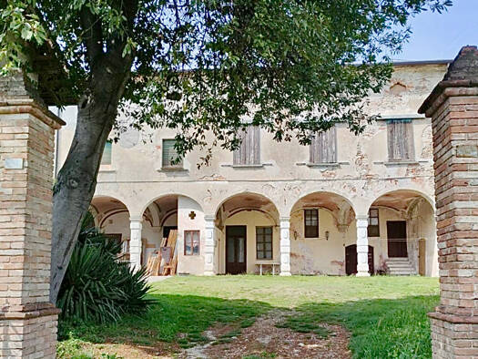 Bauernhaus zum Kauf 800.000 € 12 Zimmer 1.400 m² 2.800 m² Grundstück frei ab sofort Via Montonale Desenzano del Garda