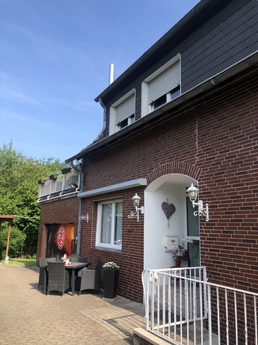 Mehrfamilienhaus zum Kauf 659.000 € 6 Zimmer 200 m²<br/>Wohnfläche 1.000 m²<br/>Grundstück Kirschenknapp 1 Langenberg-Bökenbusch Velbert 42549