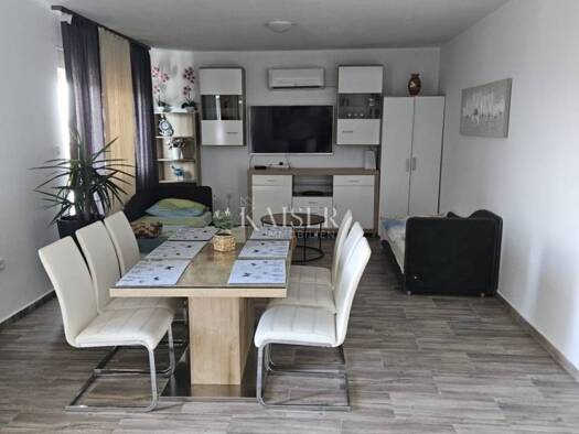 Wohnung zur Miete 900 € 3 Zimmer 90 m² 2. Geschoss Novi Vinodolski Novi Vinodolski