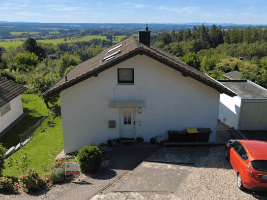 Haus zum Kauf 290.000 € 4 Zimmer 131,2 m² 1.076 m² Grundstück Oberdreisbach-Höhe Much 53804