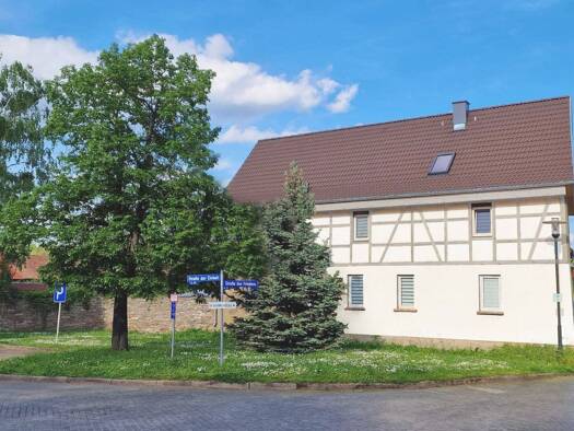 Einfamilienhaus zum Kauf 259.500 € 5 Zimmer 172 m² 1.490 m² Grundstück frei ab sofort Buttstädt 99610