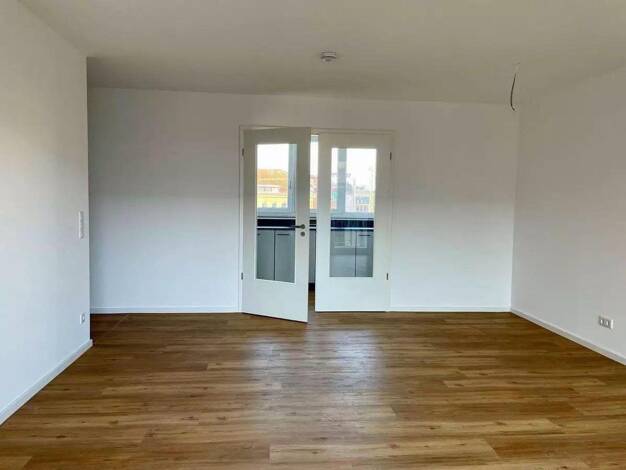 Wohnung zur Miete 710 € 2 Zimmer 72 m² 3. Geschoss frei ab 01.10.2026 Innenstadt Fürth 90762