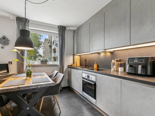 Wohnung zur Miete 1.600 € 3 Zimmer 83 m² Geschoss 1/5 frei ab 15.03.2026 Merkenicher Str. 88 b Niehl Köln 50735