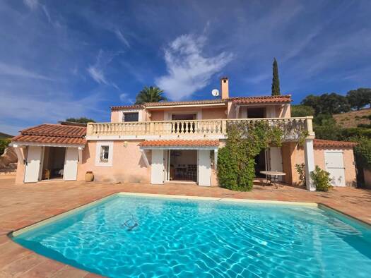 Villa zum Kauf 1.180.000 € 136 m² 1.000 m² Grundstück Les Issambres Roquebrune-sur-Argens 83380