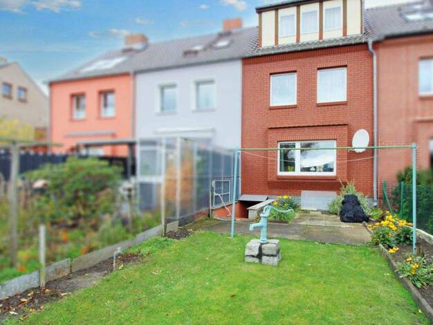 Reihenmittelhaus zum Kauf 199.000 € 4 Zimmer 110,2 m² 137,2 m² Grundstück Tribseer Siedlung Stralsund 18437