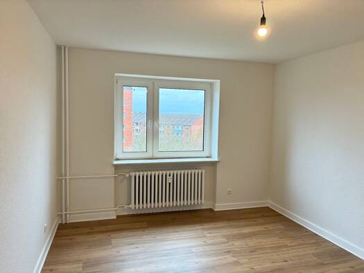 Wohnung zur Miete 719 € 2,5 Zimmer 73,5 m² 6. Geschoss Masurenring 9 Neumühlen-Dietrichsdorf Neumühlen - Dietrichsdorf 24149