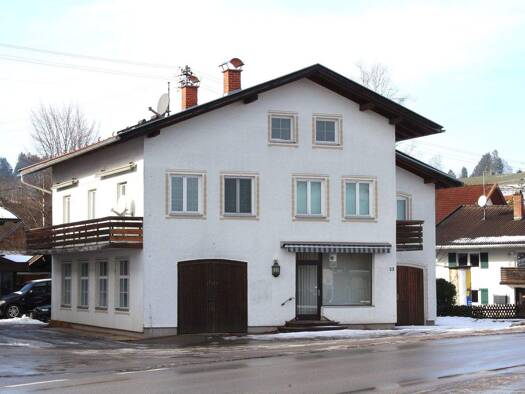 Mehrfamilienhaus zum Kauf 465.000 € 9 Zimmer 210 m² 434 m² Grundstück frei ab sofort Lechbruck Lechbruck a.See 86983