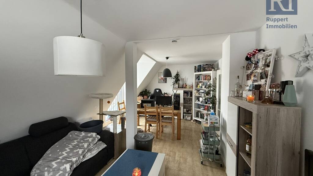 Wohnung zur Miete 575 € 2 Zimmer 44,3 m² frei ab sofort Sudetenstraße 9 Ochsenfurt 97199