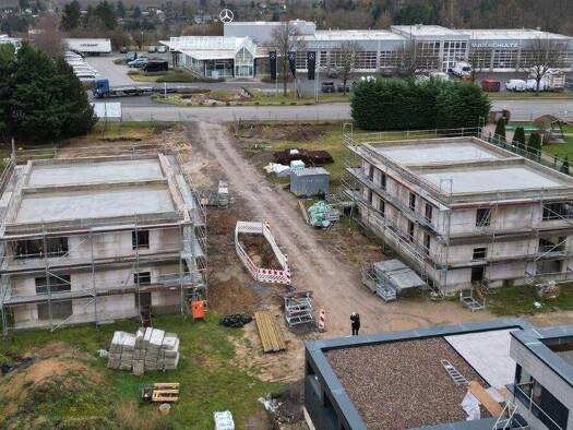 Doppelhaushälfte zum Kauf 355.000 € 4 Zimmer 125 m² 380 m² Grundstück Apolda 99510