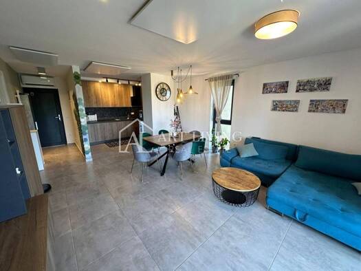Wohnung zum Kauf 310.000 € 4 Zimmer 88 m² 2. Geschoss Novigrad Novigrad