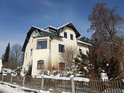 Einfamilienhaus zum Kauf 250.000 € 12 Zimmer 347 m² 1.560 m² Grundstück Spiegelau 94518