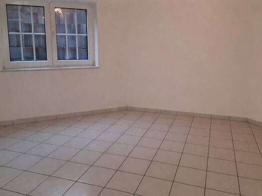 Wohnung zur Miete 415 € 1 Zimmer 28 m² Geschoss -1/4 frei ab 01.07.2026 Ober-Roden Rödermark 63322