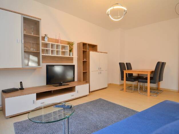Wohnung zur Miete auf Zeit 1.390 € 2 Zimmer 56 m² frei ab sofort Weststadt Ulm 89077
