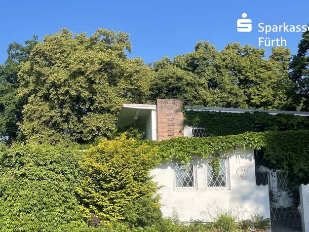 Villa zum Kauf 10 Zimmer 214 m² 3.153 m² Grundstück Dambach Fürth 90768