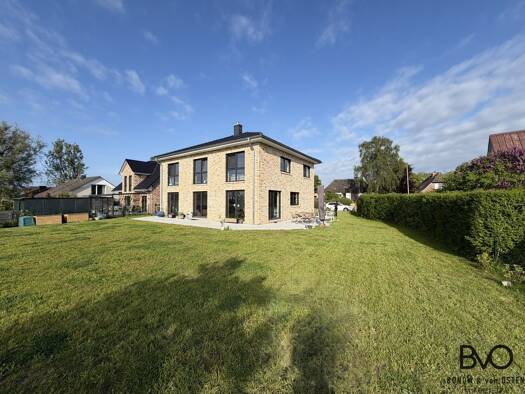 Einfamilienhaus zur Miete 2.500 € 5 Zimmer 188 m² 943 m² Grundstück Sechendorf Blekendorf 24327