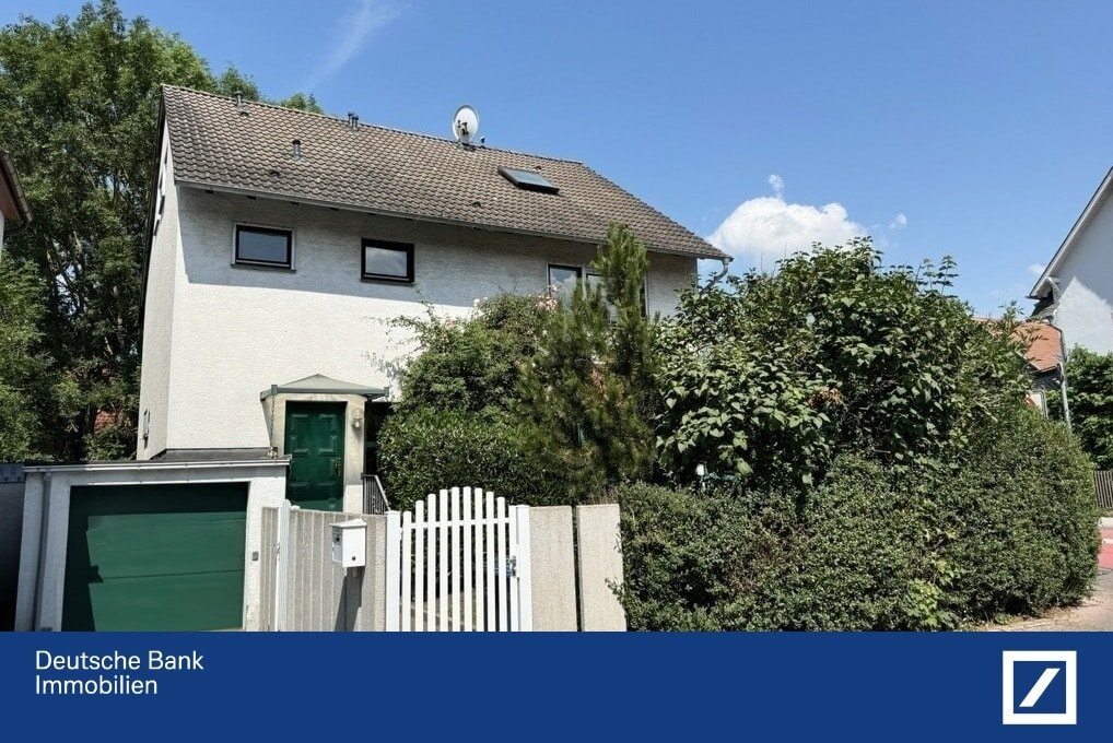 Einfamilienhaus zum Kauf 795.000 € 8 Zimmer 182 m²<br/>Wohnfläche 300 m²<br/>Grundstück Wahlbezirk 29 Bad Homburg 61352