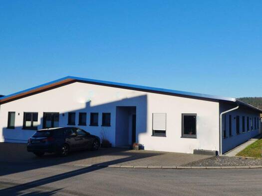 Bürofläche zur Miete 200 € 1 Zimmer 14,5 m² Bürofläche Erlenbach Erbach 64711
