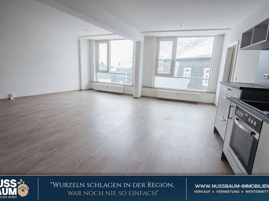 Wohnung zur Miete 680 € 3 Zimmer 99,6 m² Hauptstraße 35 Masserberg Masserberg 98666