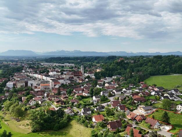 Grundstück zum Kauf 269.700 € 817 m² Grundstück frei ab sofort Tittmoning 84529