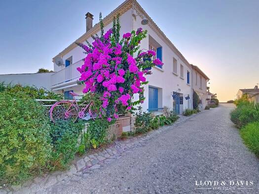 Haus zum Kauf 682.500 € 230 m² 96 m² Grundstück Talmont-sur-Gironde 17120