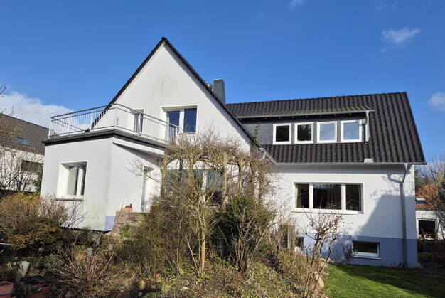 Einfamilienhaus zum Kauf provisionsfrei 890.000 € 8 Zimmer 221 m² 873 m² Grundstück Groß Buchholz Hannover 30627