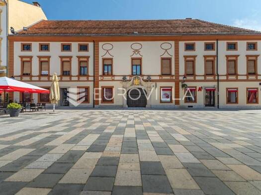 Wohnung zur Miete 1.050 € 3 Zimmer 110 m² 1. Geschoss Centar Varaždin 42000