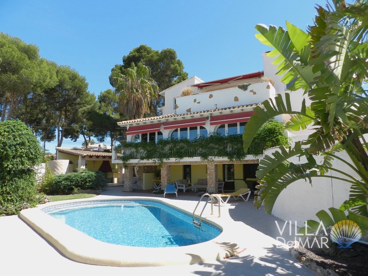 Villa zum Kauf provisionsfrei 1.650.000 € 7 Zimmer 326 m²<br/>Wohnfläche 772 m²<br/>Grundstück Moraira 03724