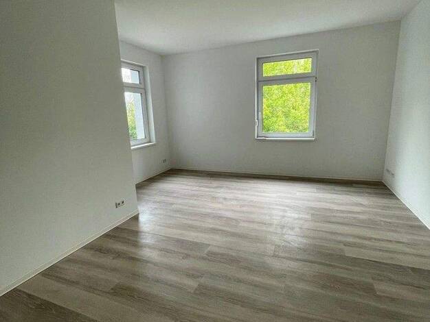 Wohnung zur Miete 1.035 € 4 Zimmer 115 m² 1. Geschoss frei ab 01.06.2026 Cochstedter straße 2 Leipziger Str. Magdeburg 39112