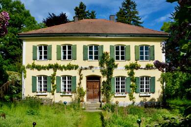 Haus zum Kauf provisionsfrei 1.400.000 € 6,5 Zimmer 210 m² 2.500 m² Grundstück Birglbacher Straße 4 Ruppertszell Schiltberg 86576