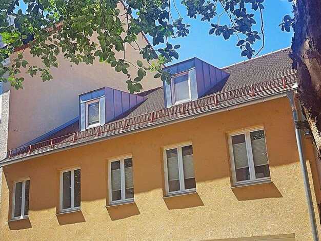 Mehrfamilienhaus zum Kauf als Kapitalanlage geeignet 695.000 € 7 Zimmer 174 m² 107 m² Grundstück Ingolstadt Ingolstadt 85049
