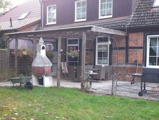 Doppelhaushälfte zum Kauf provisionsfrei 225.000 € 4 Zimmer 160 m² 2.000 m² Grundstück Hauptstraße 8a Hornstorf Hohnstorf 23974