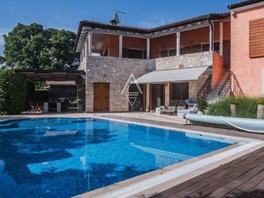 Einfamilienhaus zum Kauf 1.993.150 € 6 Zimmer 388 m² Rovinj Rovinj 52210