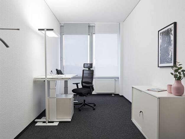 Bürofläche zur Miete - Erstbezug provisionsfrei 800 € 40 m² Bürofläche Stresemannallee 4 b Hammfeld Neuss 41460