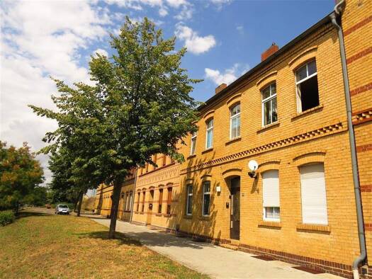 Wohnung zur Miete - Erstbezug 299 € 2 Zimmer 51,1 m² 1. Geschoss frei ab sofort Dessauer Straße 43 Bitterfeld Bitterfeld-Wolfen 06749
