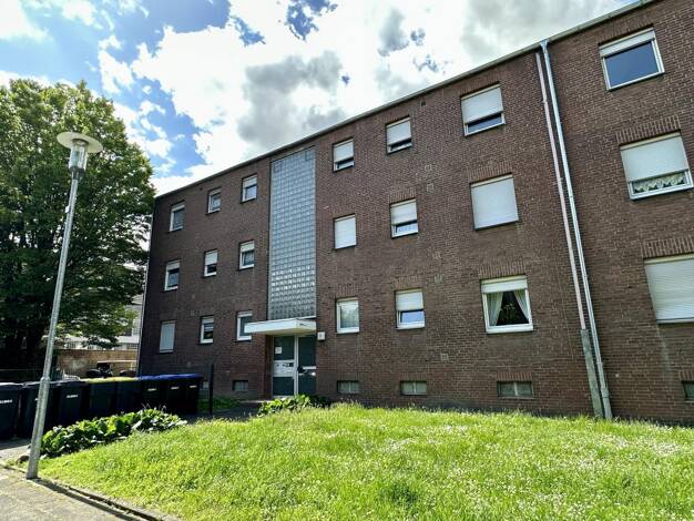 Wohnung zum Kauf provisionsfrei 149.000 € 4 Zimmer 74 m² EG Grevenbroich 41517