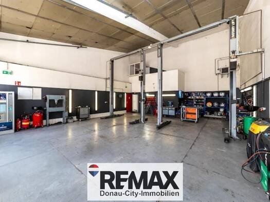 Werkstatt zur Miete 3.660 € 363 m² Lagerfläche Hagenbrunn 2201