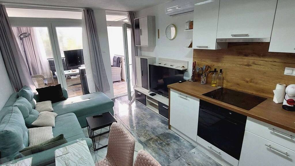 Studio zum Kauf 117.000 € 2 Zimmer 33 m² EG frei ab sofort Balatonföldvár 8623