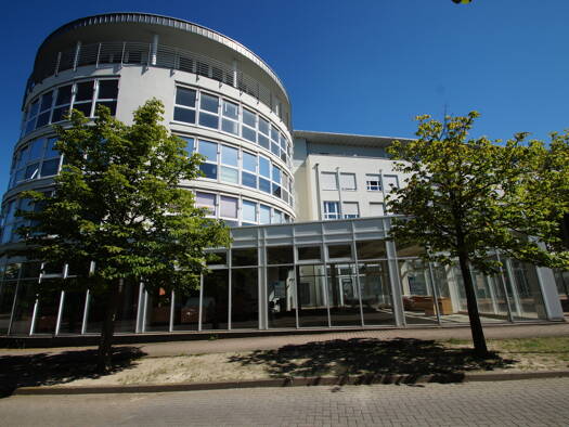 Praxis zur Miete provisionsfrei 1.606 € 321,2 m² Bürofläche teilbar ab 150 m² Marktplatz 3 Großkugel Kabelsketal 06184