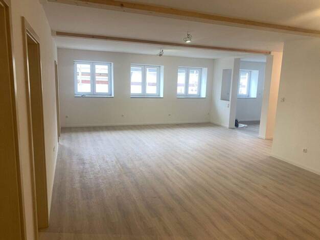 Wohnung zur Miete - Erstbezug 1.100 € 3 Zimmer 110 m² EG Rügland 91622