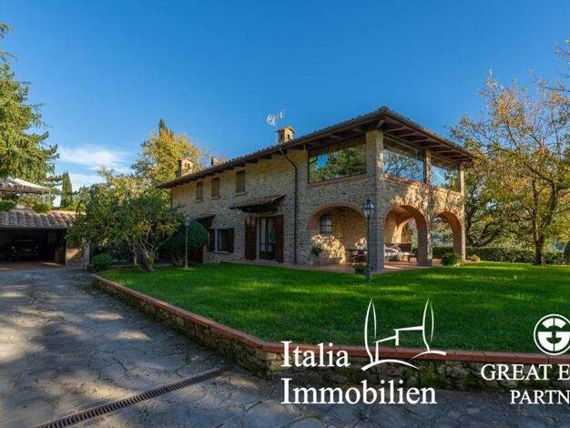 Bauernhaus zum Kauf 1.100.000 € 13 Zimmer 314 m² 8.000 m² Grundstück Arezzo 52100